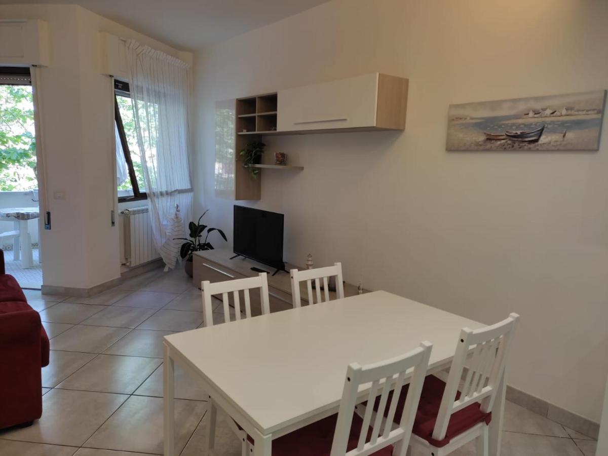Apartmán Casa Del Mare Santa Marinella Exteriér fotografie